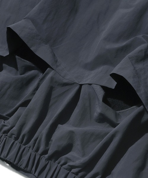 VIVASTUDIO（ビバスタジオ）の「TRACK JACKET（ブルゾン・メンズ・チャコール/ブラック・MEDIUM/LARGE）」の6枚目の写真