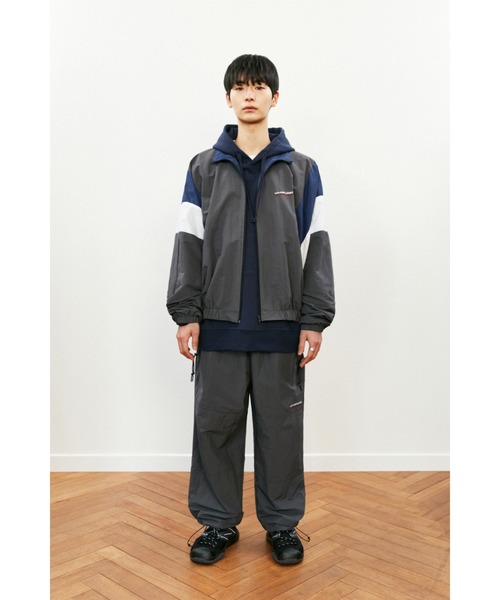 VIVASTUDIO（ビバスタジオ）の「TRACK JACKET（ブルゾン・メンズ・チャコール/ブラック・MEDIUM/LARGE）」の14枚目の写真
