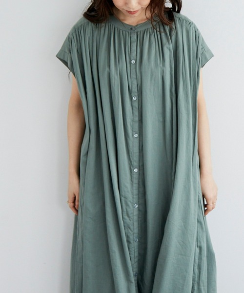 Libra Cue（リブラ キュー）の「コットンボイルノースリーブワンピース（ワンピース・レディース・ブラック/ベージュ/カーキ/ブルー/アイボリー・FREE）」の19枚目の写真