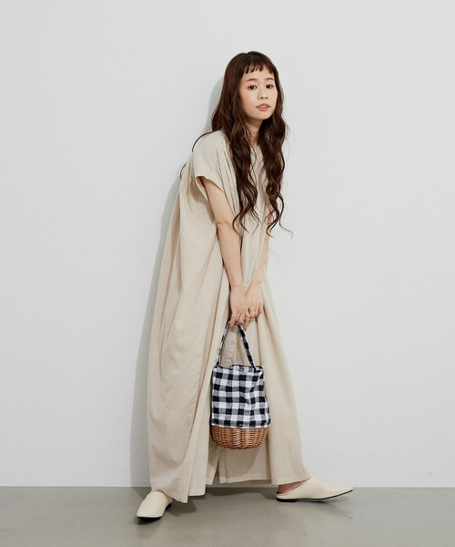 Libra Cue（リブラ キュー）の「コットンボイルノースリーブワンピース（ワンピース・レディース・ブラック/ベージュ/カーキ/ブルー/アイボリー・FREE）」の6枚目の写真