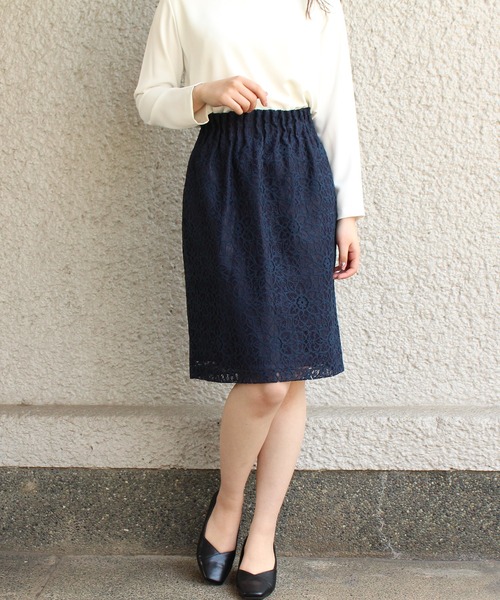 ASTORIA ODIER（アストリアオディール）の「ウエストゴムレースタイトスカート（スカート・レディース・イエロー/ライトグレー/ホワイト/ネイビー/ピンク・MEDIUM/X-SMALL/SMALL）」の4枚目の写真