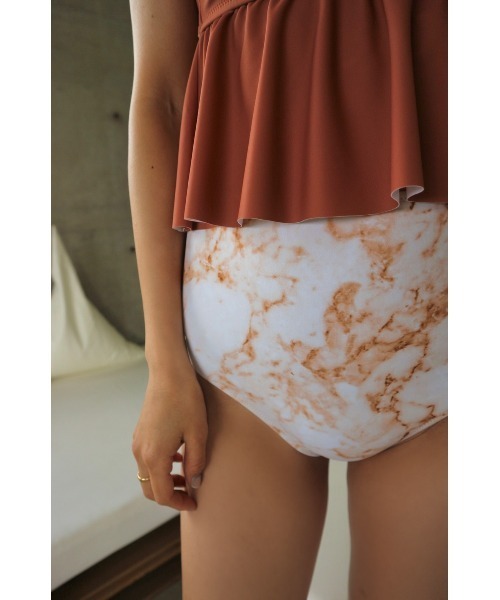 TRUNC（トランクエイティーエイト）の「Marble Combi Swimwear（水着・レディース・グレー/ブラウン・FREE）」の9枚目の写真