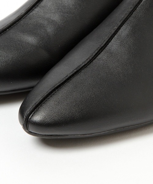 GLOBAL WORK（グローバルワーク）の「バブーシュスリッパ/938608（その他シューズ・レディース・オフホワイト/ブラック・MEDIUM/LARGE）」の6枚目の写真