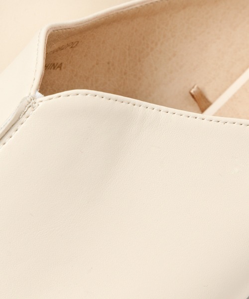 GLOBAL WORK（グローバルワーク）の「バブーシュスリッパ/938608（その他シューズ・レディース・オフホワイト/ブラック・MEDIUM/LARGE）」の12枚目の写真