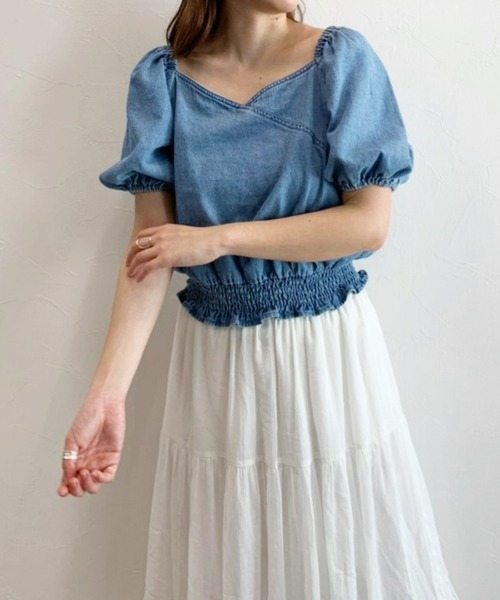 Heather(ヘザー)の「ハートネックデニムプルオーバー 951708(シャツ/ブラウス・レディース・ダークブルー/ライトブルー・FREE)」の3枚目の写真