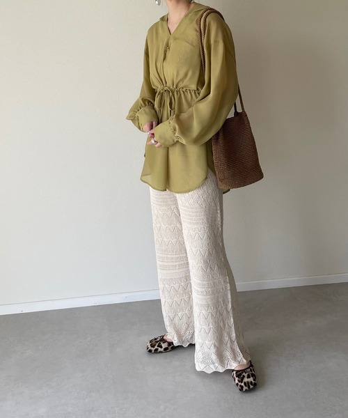 y/m by misato（イムバイミサト）の「リネンライク透かし編みパンツ（その他パンツ・レディース・オフホワイト/ライム・FREE）」の4枚目の写真
