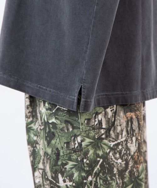 WEGO（ウィゴー）の「WEGO/スーパービックシルエットピグメントカレッジロゴ刺繍Tシャツ（Tシャツ/カットソー・メンズ・ブラック/パープル/イエロー/ダークグリーン/ブラウン・FREE）」の10枚目の写真