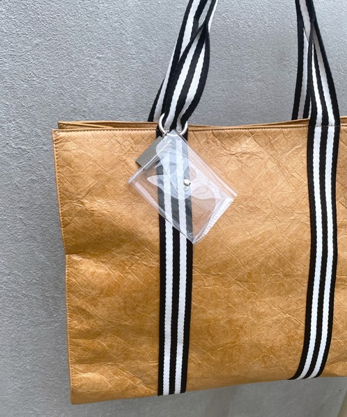 loti(ロティ)の「WEB限定 loti ラインハンドルトート(トートバッグ・レディース・ベージュ/オフホワイト・FREE)」の12枚目の写真