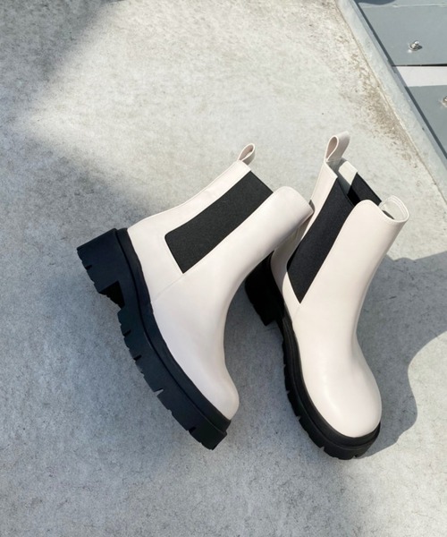 Heather（ヘザー）の「ボリュームサイドゴアブーツ　959471（ブーツ・レディース・アイボリー/ブラック・S/M/L）」の22枚目の写真