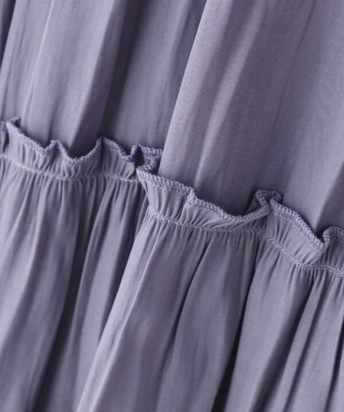 N.(N. Natural Beauty Basic)(エヌエヌナチュラルビューティーベーシック)の「◆パウダーサテンティアードギャザーブラウス(シャツ/ブラウス・レディース・オフホワイト/グレー/ブルーパープル・MEDIUM)」の19枚目の写真