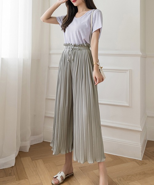 Grandeir（グランディール）の「ハイウエスト プリーツ フレアパンツ（その他パンツ・レディース・ブラック/グレー/ピンク/モカ・M）」の16枚目の写真