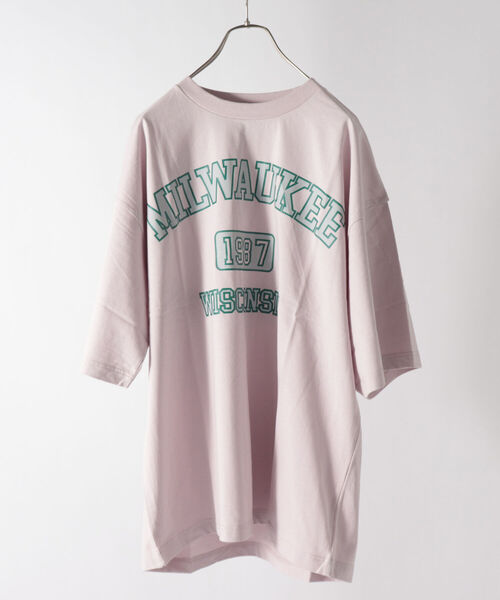 GLOSTER(グロスター)の「カレッジプリントTシャツ(Tシャツ/カットソー・メンズ・ライトブルー/ブラック/パープル/キナリ・MEDIUM/LARGE)」の2枚目の写真