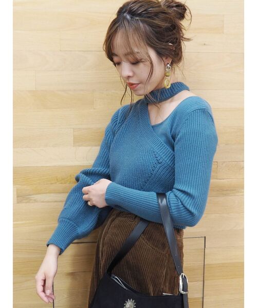 EVRIS（エヴリス）の「ドッキングボトルネックニットトップス（ニット/セーター・レディース・ブラック/ブルー/アイボリー・FREE）」の9枚目の写真