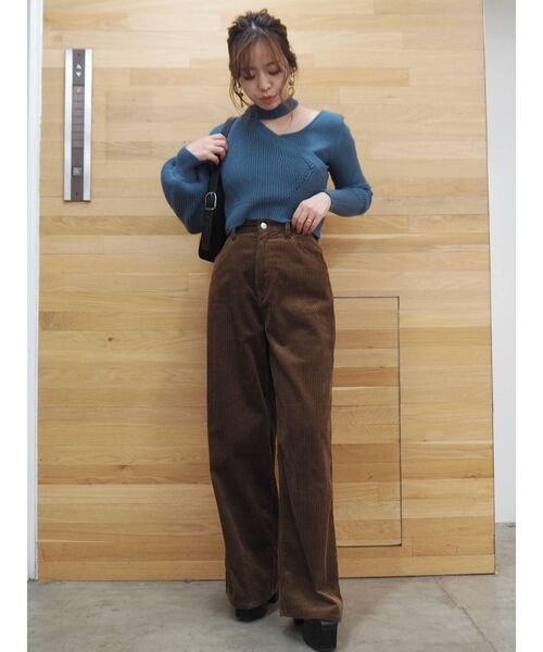 EVRIS（エヴリス）の「ドッキングボトルネックニットトップス（ニット/セーター・レディース・ブラック/ブルー/アイボリー・FREE）」の6枚目の写真