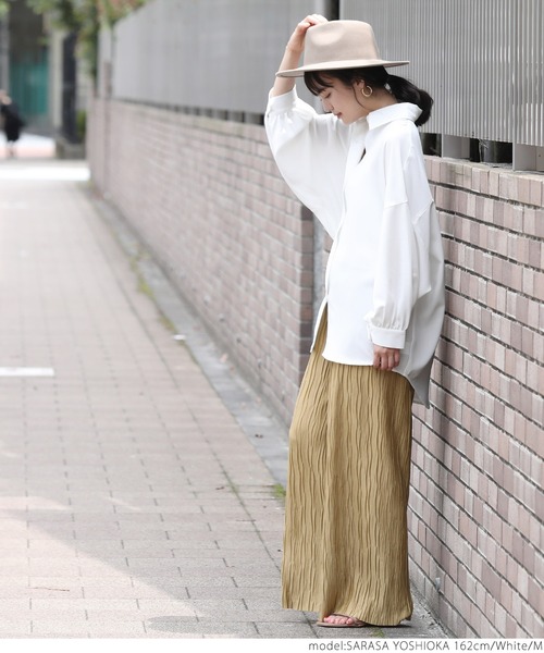 coca(coca)(コカ)の「とろみドルマンシャツ(シャツ/ブラウス・レディース・ホワイト/ブラック/カーキ・M/L)」の19枚目の写真