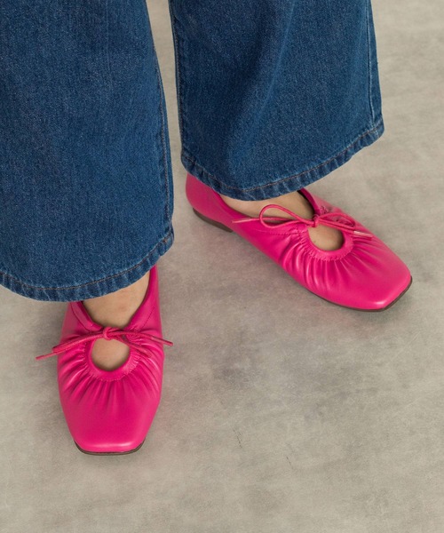 w closet（ダブルクローゼット）の「ギャザーパンプス（パンプス・レディース・ブラック/グリーン/アニマル/キナリ/セージグリーン/ピンク・M/L）」の5枚目の写真