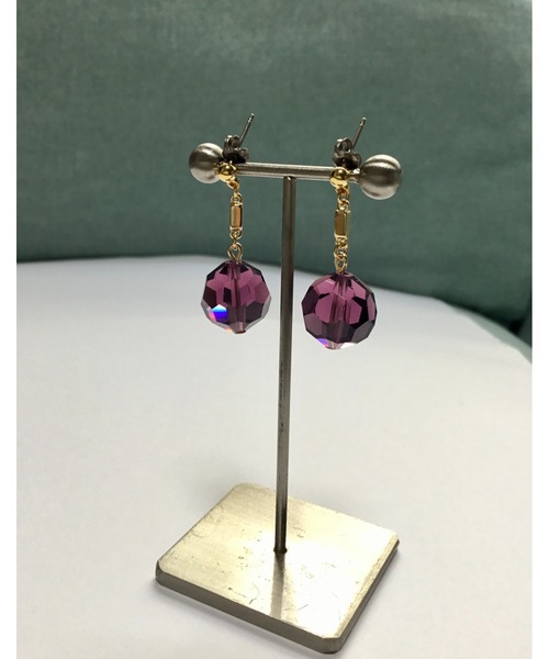 tone(トーン)の「【Le soleil】可憐に輝く スワロフスキーピアス(MA)(ピアス(両耳用)・レディース・パープル/ピンク/グリーン/ゴールド系・FREE)」の5枚目の写真