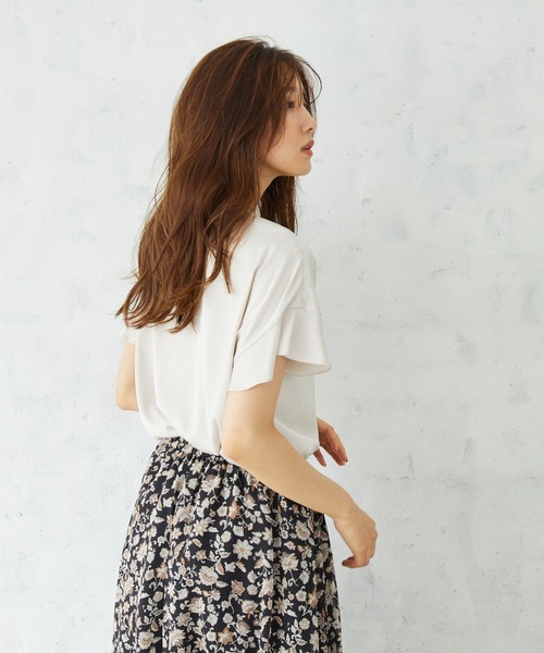 Rewde(ルゥデ)の「【TV着用】スキッパーラッフルフリルブラウス(1R13-07148)(シャツ/ブラウス・レディース・ピンク/ブラウン/ベージュ・M)」の17枚目の写真