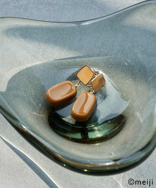 ROPE' PICNIC（ロペピクニック）の「【CHELSEA×ROPE' PICNIC】キャンディモチーフイヤリング（イヤリング・レディース・ブラウン系その他3/ベージュ系その他・FREE）」の3枚目の写真