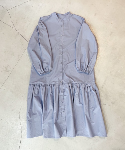 onetome(ワントゥーミー)の「袖ボリューム ティアードワンピース(ワンピース・レディース・ベージュ/オフホワイト/ブルー・FREE)」の3枚目の写真