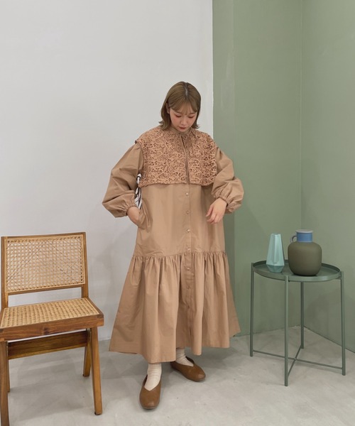 onetome(ワントゥーミー)の「袖ボリューム ティアードワンピース(ワンピース・レディース・ベージュ/オフホワイト/ブルー・FREE)」の18枚目の写真