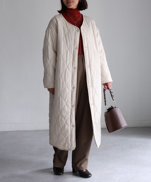 Riberry（リベリー）の「キルティングロングコート（ノーカラーコート・レディース・ブラック/カーキ/アイボリー・MEDIUM）」の8枚目の写真