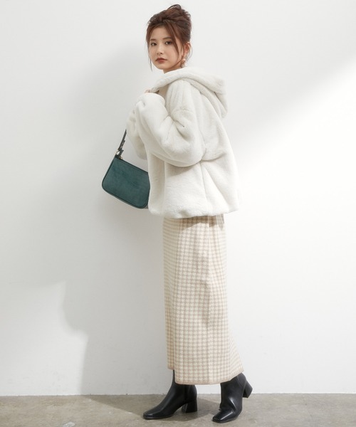 vis-`a-vis（ビサビ）の「【WEB限定】ふわっとボリューミー、フード付きファーブルゾン（ブルゾン・レディース・キナリ/ブラウン/ベージュ・FREE）」の15枚目の写真