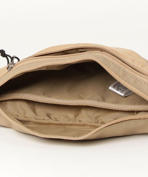 le coq sportif(ルコックスポルティフ)の「スポーツ メンズ レディース ユニセックス ボディバッグ 小物 バッグ アクセサリー カジュアル トレーニングウエア スポーツウエア(ボディバッグ/ウエストポーチ・メンズ・ベージュ/ブラック・F)」の13枚目の写真