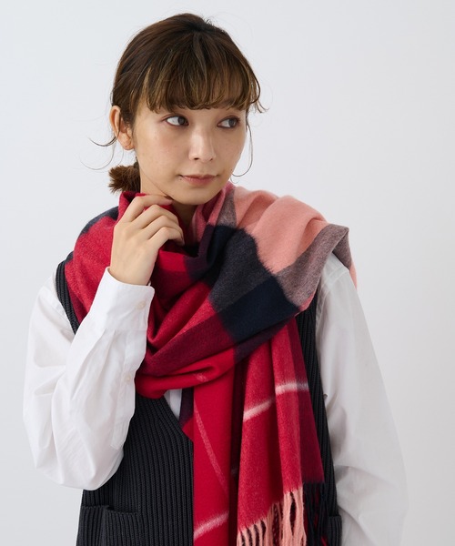 elegancese（エレガンセーゼ）の「【elegancese】check wave British Garden ピュアカシミヤ100%チェックマフラー pure cashmere EL03 エレガンセーゼ カシミア（マフラー・レディース・ホワイト/ブラック/グレー/レッド/イエロー/ブラウン/ブルー/グリーン・FREE）」の9枚目の写真