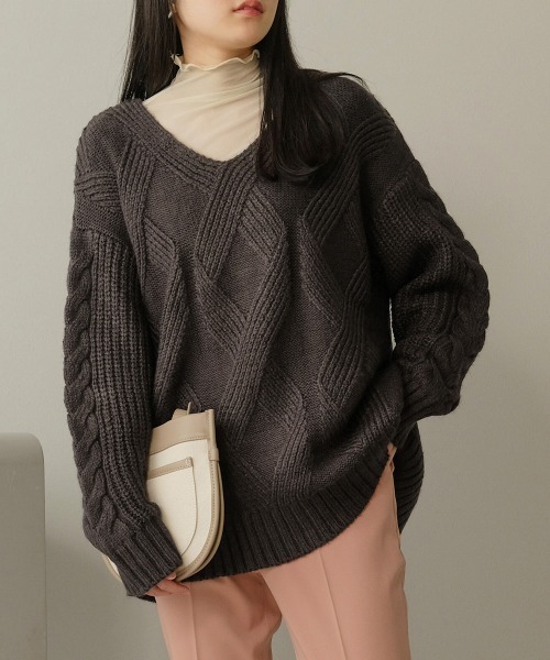 Bab(バブ)の「【WEB限定】ケーブル編みニットトップス(ニット/セーター・レディース・アイボリー/チャコールグレー/ベージュ・FREE)」の3枚目の写真