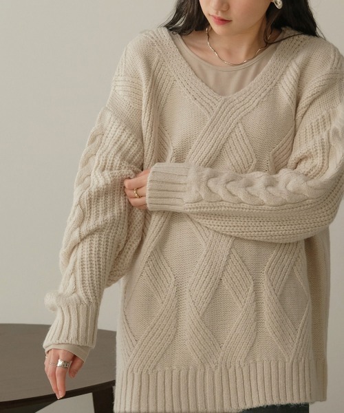 Bab(バブ)の「【WEB限定】ケーブル編みニットトップス(ニット/セーター・レディース・アイボリー/チャコールグレー/ベージュ・FREE)」の10枚目の写真