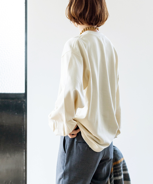 IENA(イエナ)の「ミニ裏毛ボリュームスリーブプルオーバー◆(Tシャツ/カットソー・レディース・ライトグレー/ブラック/アイボリー・FREE)」の11枚目の写真