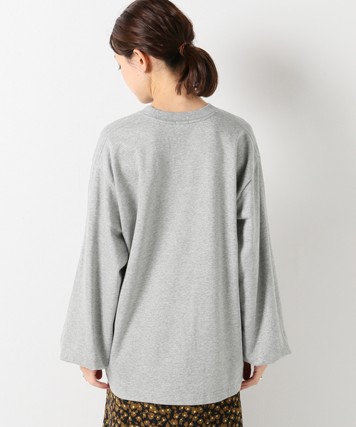 IENA(イエナ)の「ミニ裏毛ボリュームスリーブプルオーバー◆(Tシャツ/カットソー・レディース・ライトグレー/ブラック/アイボリー・FREE)」の17枚目の写真