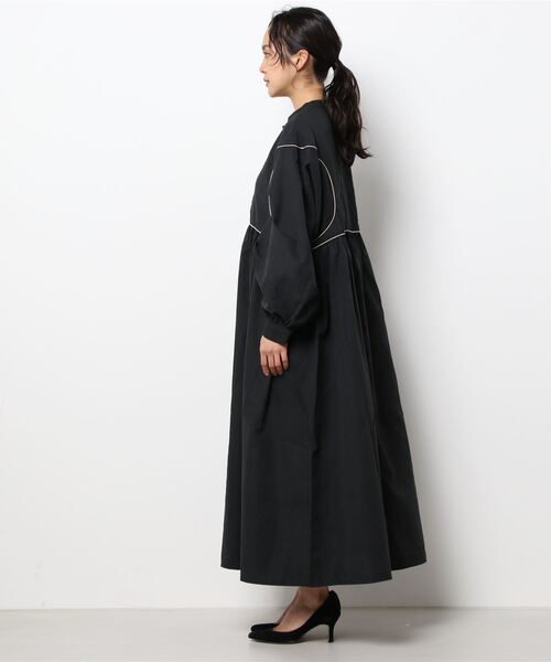 MODE ROBE(モードローブ)の「バイカラーステッチウエストタックワンピース(ワンピース・レディース・ブラック/ベージュ・FREE)」の19枚目の写真