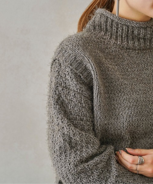Chez toi(シェトワ)の「バスケット編みベスト切替ハイネックプルオーバー(ニット/セーター・レディース・チャコールグレー/パープル/グリーン/グレイッシュベージュ・FREE)」の9枚目の写真