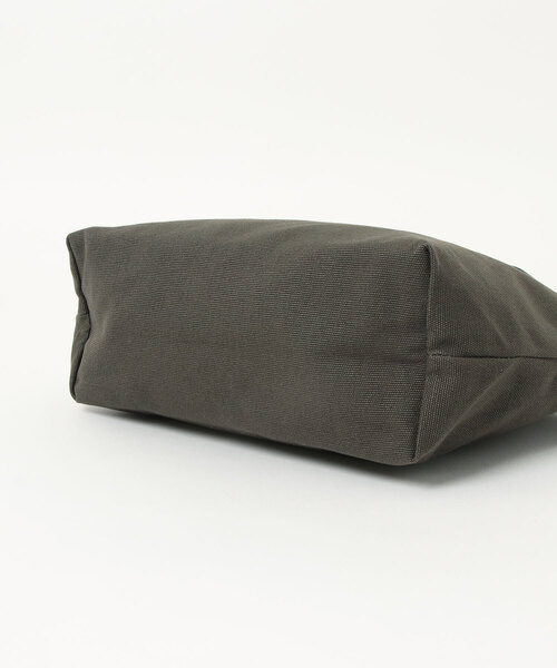 agnes b.（アニエスベー）の「WEB限定 ロゴトートバッグ GO03－02（ハンドバッグ・レディース・カーキ・FREE）」の8枚目の写真