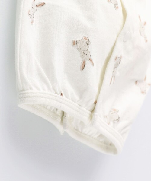 BRANSHES（ブランシェス）の「うさぎ柄肌着付き2WAYオール（ロンパース・キッズ・オフホワイト/ピンク・FREE）」の13枚目の写真