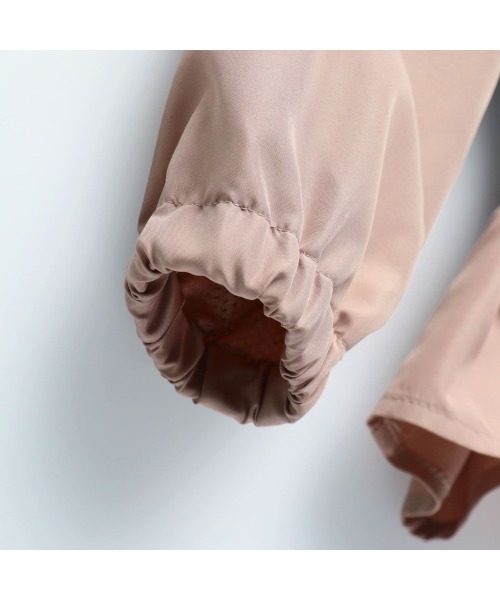 BRANSHES（ブランシェス）の「【撥水加工】裾フリルウィンドブレーカー（ナイロンジャケット・キッズ・ネイビー/ピンク・90cm/100cm/110cm/120cm/130cm/140cm/150cm）」の8枚目の写真