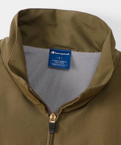 Champion（チャンピオン）の「【Champion】ZIP SPORTS JACKET（ナイロンジャケット・メンズ・カーキ/ネイビー・XL/L/M）」の4枚目の写真
