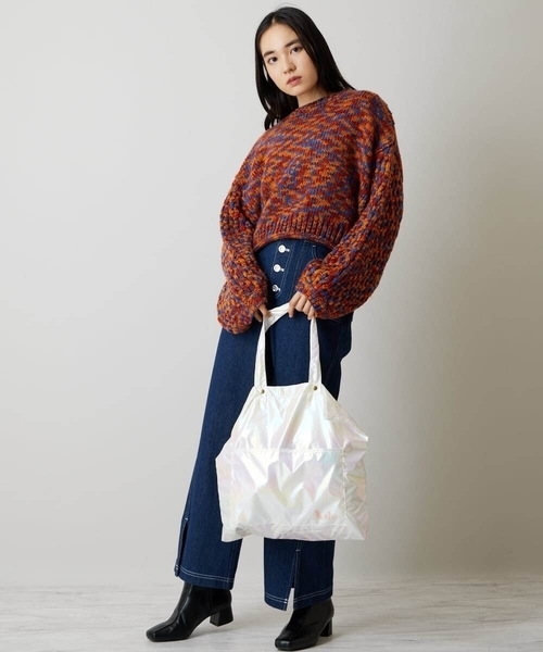 A de a.v.v(アードアー・ヴェ・ヴェ)の「オーロラトートバッグ(トートバッグ・レディース・ライトピンク/ホワイト/ライトブルー・38/39)」の11枚目の写真