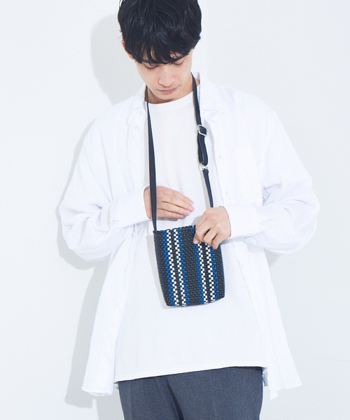 VARISISTA Global Studio（ヴァリジスタ グローバルスタジオ）の「【VARISISTA Global Studio 別注】メルカド スクエアショルダー（ショルダーバッグ・メンズ・ベージュ/ブラック/ブルー・フリー）」の8枚目の写真