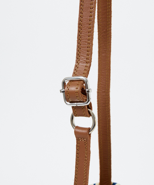 VARISISTA Global Studio（ヴァリジスタ グローバルスタジオ）の「【VARISISTA Global Studio 別注】メルカド スクエアショルダー（ショルダーバッグ・メンズ・ベージュ/ブラック/ブルー・フリー）」の16枚目の写真