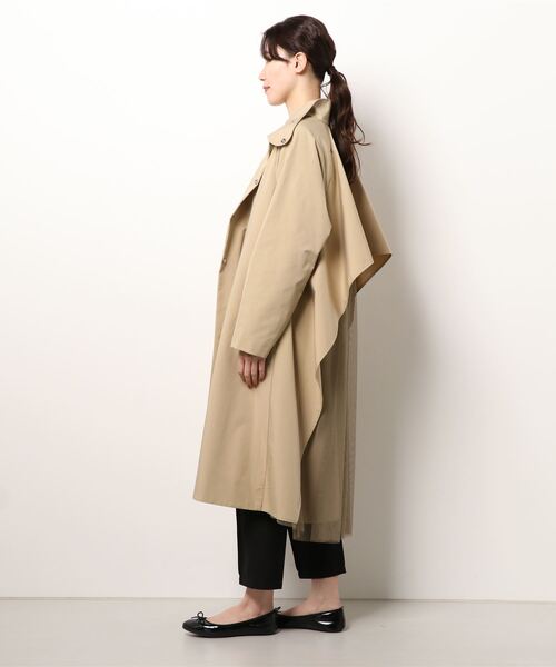 MARECHAL TERRE（マルシャルテル）の「【MARECHAL TERRE/マルシャルテル】バックチュールフリルデザインコート（トレンチコート・レディース・ベージュ/グリーン・38）」の5枚目の写真