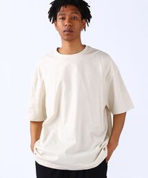 【ユニセックス】アーカイブロゴ リラックスクルーネック Tシャツ[JUNG KOOK / ジョングク着用商品]