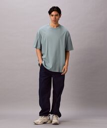 Calvin Klein Jeans（カルヴァンクラインジーンズ）の「【ユニセックス】アーカイブロゴ リラックスクルーネック Tシャツ（Tシャツ/カットソー）」