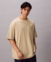 Calvin Klein Jeans（カルヴァンクラインジーンズ）の「【ユニセックス】アーカイブロゴ リラックスクルーネック Tシャツ[JUNG KOOK / ジョングク着用商品]（Tシャツ/カットソー）」