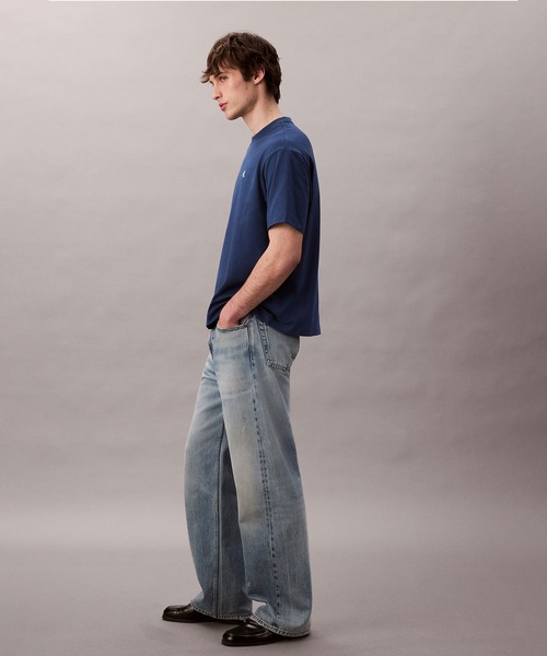 ユニセックス】アーカイブロゴ リラックスクルーネック Tシャツ