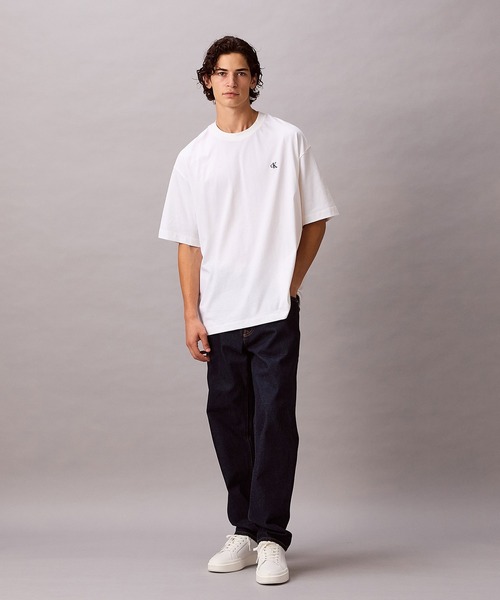 ユニセックス】アーカイブロゴ リラックスクルーネック Tシャツ