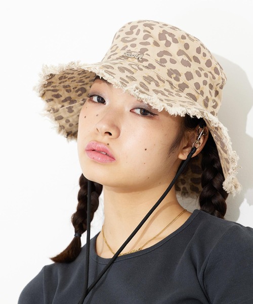 X-girl(エックスガール)の「MILLS LOGO RESORT HAT(ハット・レディース・ブラック/ベージュ・ONE SIZE)」の14枚目の写真
