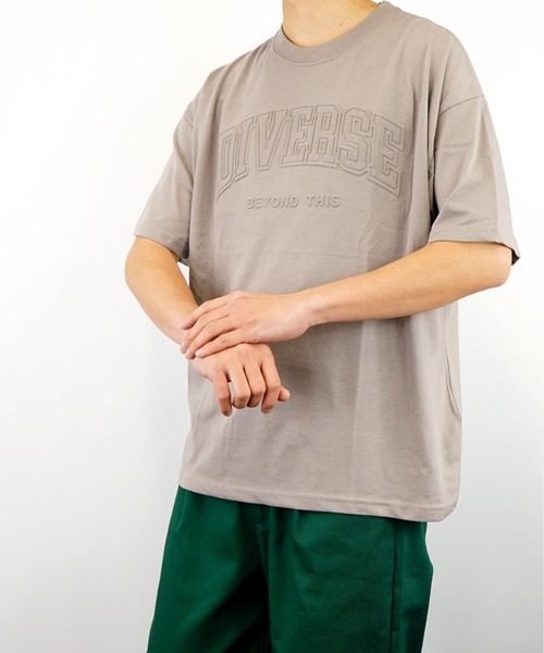 Burner(バーナー)の「【GROOVY STORE】エンボス ロゴ ビッグシルエット Tシャツ UVカット 吸水速乾 COOL&DRY(Tシャツ/カットソー・メンズ・ブラック/ブルー/ホワイト/ベージュ・LL/M/L)」の11枚目の写真
